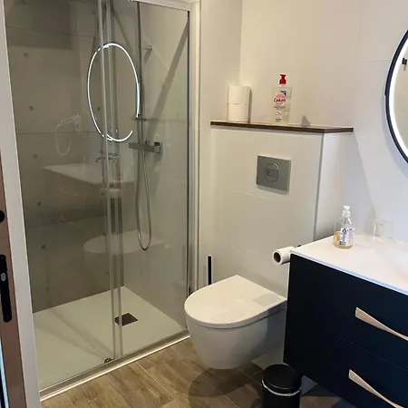 Отель Centre De La Solitude Du Sauveur