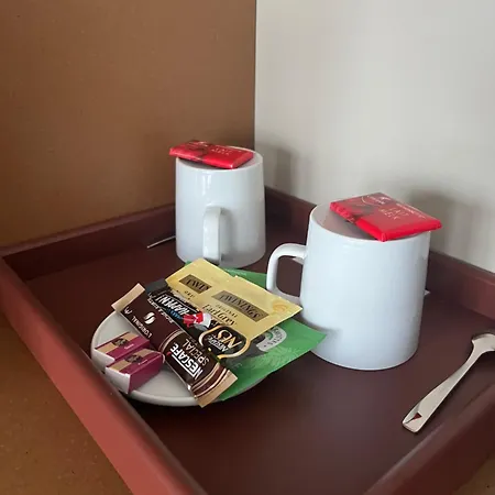 Отель Centre De La Solitude Du Sauveur *